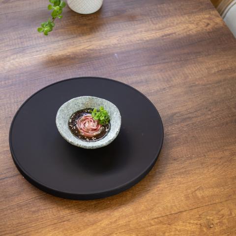 black ginger catering plates sashimi μαγιάτικου